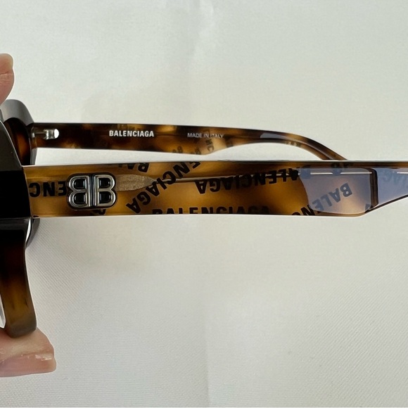 BALENCIAGA BB0127S Tortoise Frame Brown Lenses Square Shaped Sunglasses NWT - Picture 13 of 14
